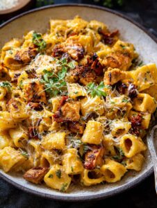 roasted butternut squash and sun dried tomato chicken pasta 0 20260206 234234